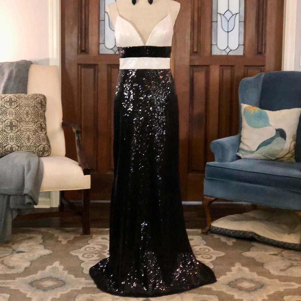 ❗️SOLD❗️Black and White Sequin Sherri Hill